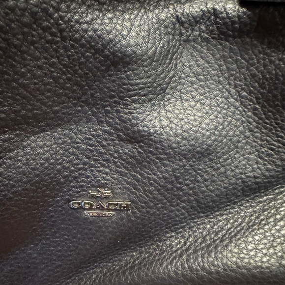 Coach - Picture 5 of 5